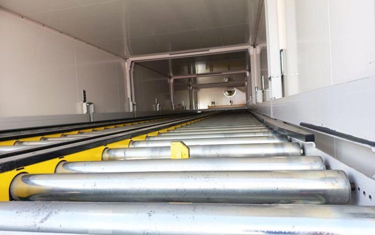 WEKA SEMI REMORQUE A RAIL COULISSANT DOUBLE ETAGE –  2 ESSIEUX – ANNEE 2018  QAGT603