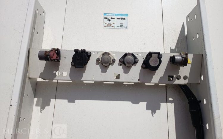 WEKA SEMI REMORQUE A RAIL COULISSANT DOUBLE ETAGE –  2 ESSIEUX – ANNEE 2018  QAGT603