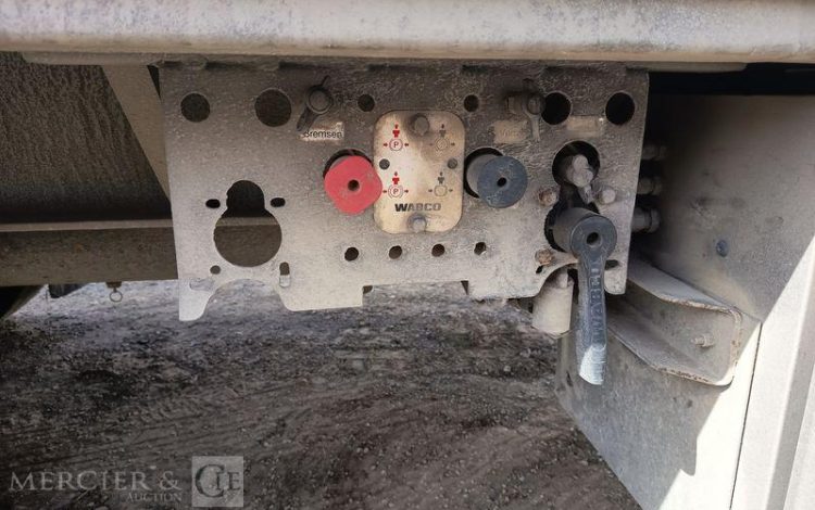 WEKA SEMI REMORQUE A RAIL COULISSANT DOUBLE ETAGE –  2 ESSIEUX – ANNEE 2018  QAGT603