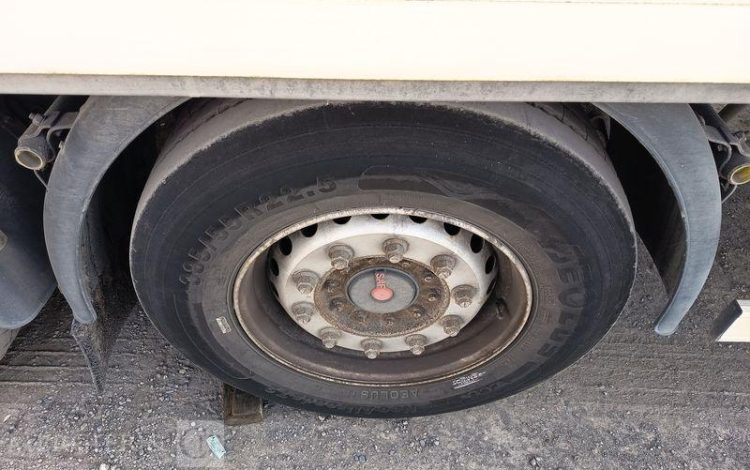 WEKA SEMI REMORQUE A RAIL COULISSANT DOUBLE ETAGE –  2 ESSIEUX – ANNEE 2018  QAGT603