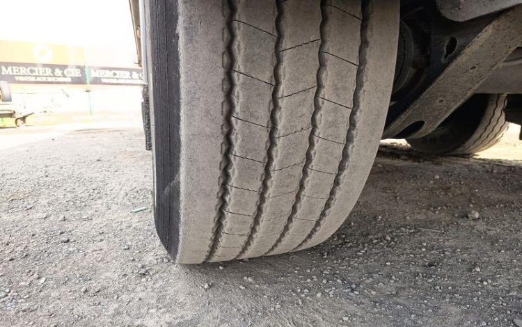 WEKA SEMI REMORQUE A RAIL COULISSANT DOUBLE ETAGE –  2 ESSIEUX – ANNEE 2018  QAGT603