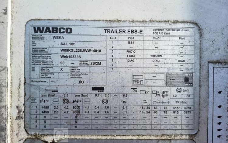 SEMI REMORQUE 2 ESSIEUX  QAHB069
