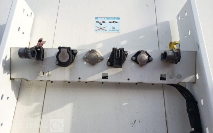 SEMI REMORQUE 2 ESSIEUX  QAHB069