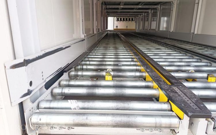 WEKA SEMI REMORQUE A RAIL COULISSANT DOUBLE ETAGE –  2 ESSIEUX – ANNEE 2018  QAHE603