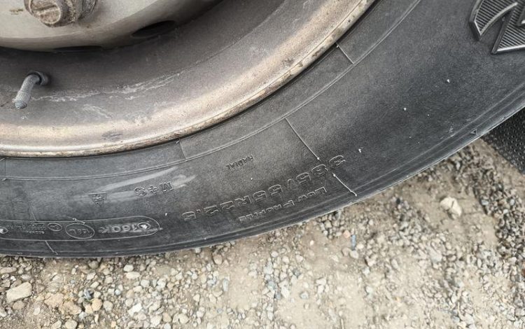 WEKA SEMI REMORQUE A RAIL COULISSANT DOUBLE ETAGE –  2 ESSIEUX – ANNEE 2018  QAHE603