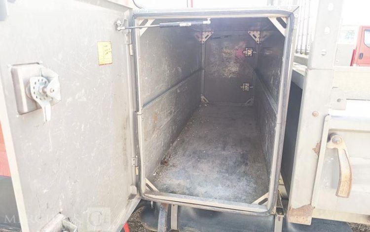 IVECO 35C13 BENNE SIMPLE CABINE COFFRE  EG-258-AW