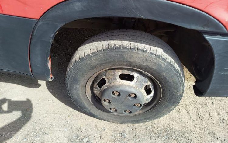 IVECO 35C13 BENNE SIMPLE CABINE COFFRE  EG-258-AW