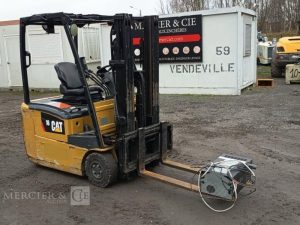 CATERPILLAR CHARIOT ELEVATEUR EP16CPNT FRONTAL ELECTRIQUE – 1,6 TONNES – 8202 H – ANNEE 2015  931