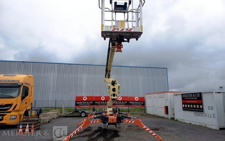 JLG NACELLE ARAIGNEE X26JP A CHENILLES  – 25,6 M – DIESEL – 417 HEURES  – ANNEE 2023  3654