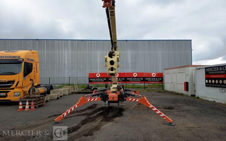 JLG NACELLE ARAIGNEE X26JP A CHENILLES  – 25,6 M – DIESEL – 417 HEURES  – ANNEE 2023  3654