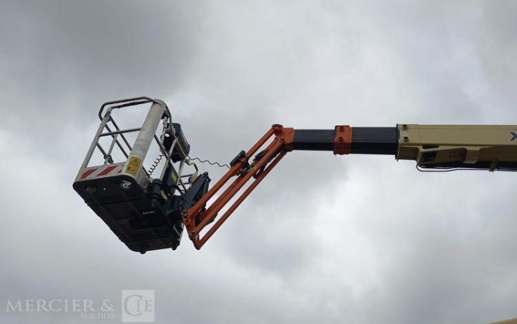 JLG NACELLE ARAIGNEE X26JP A CHENILLES  – 25,6 M – DIESEL – 417 HEURES  – ANNEE 2023  3654