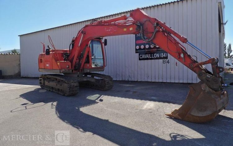 CASE PELLE SUR CHENILLES 13T CX 130 C AN 2014 –  162698