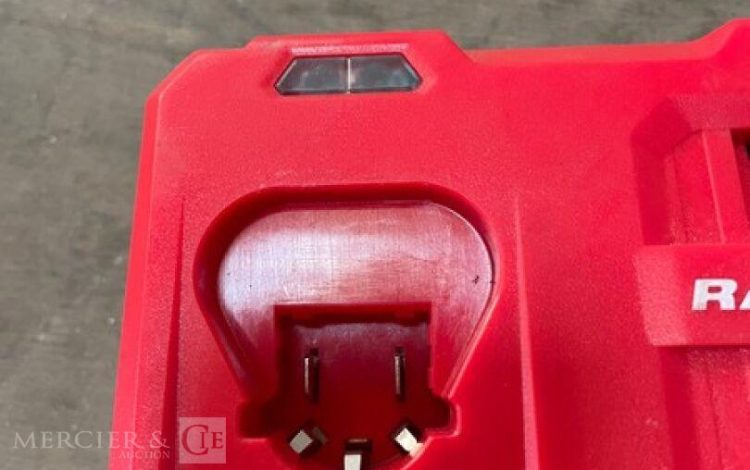MILWAUKEE M12 SAL  MIL010001
