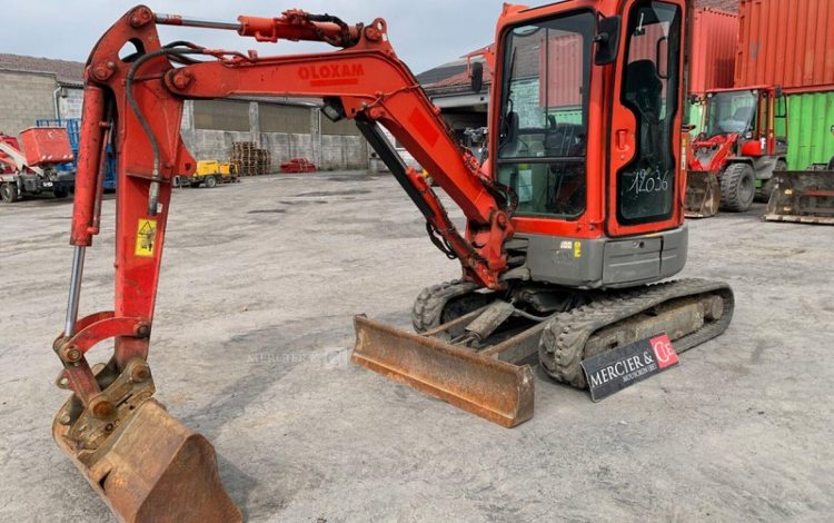 CATERPILLAR 303E  12036
