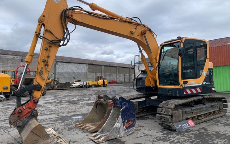 HYUNDAI ROBEX145LCR-9  LOC000541