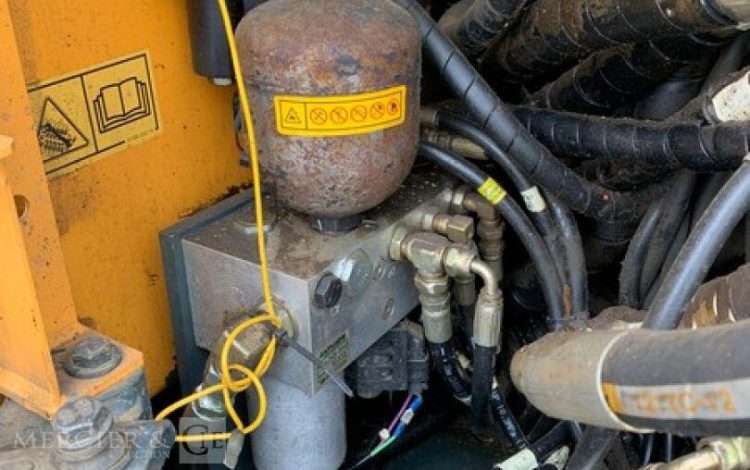 HYUNDAI ROBEX145LCR-9  LOC000541
