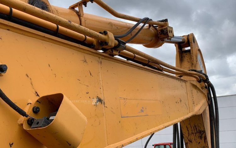 HYUNDAI ROBEX145LCR-9  LOC000541