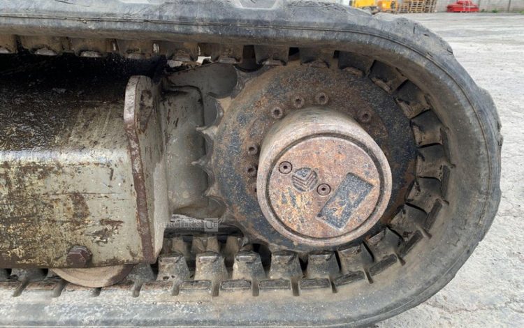 YANMAR VIO25-4  225608