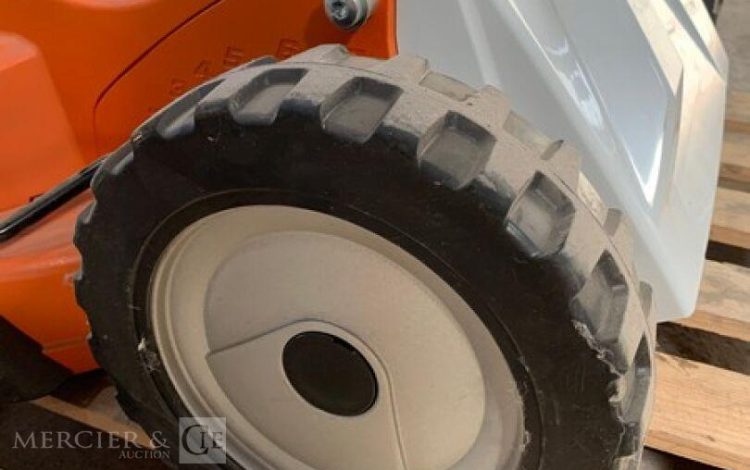 STIHL RMA 765.0V  TON010046