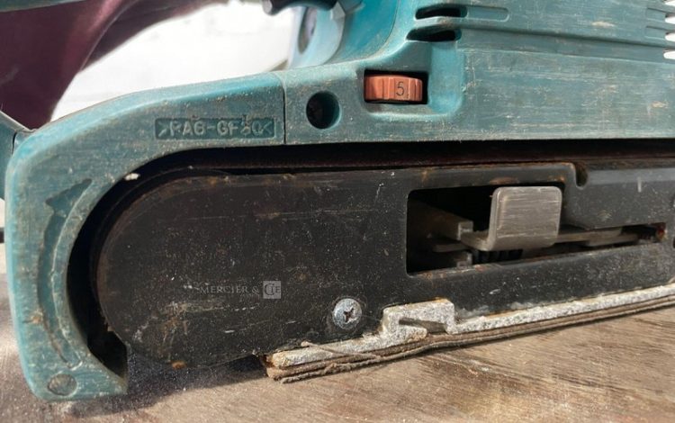 MAKITA 9404  PON010456