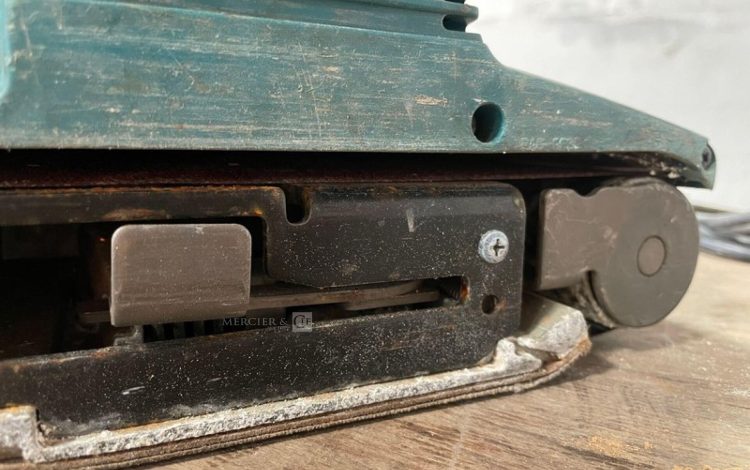 MAKITA 9404  PON010456