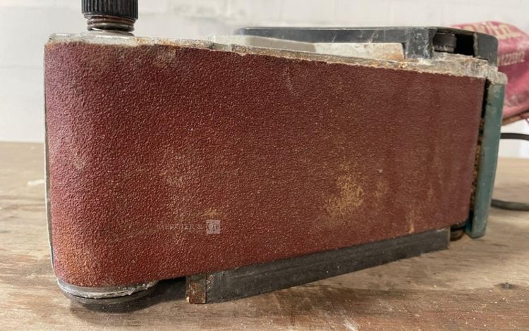 MAKITA 9404  PON010456