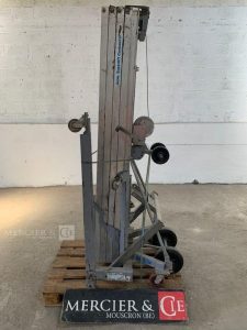GENIE SLC-24  LEV010885