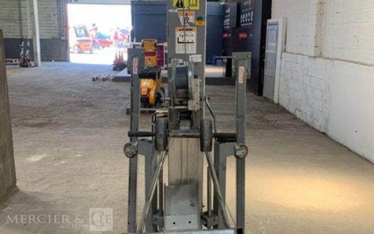GENIE SLC-24  LEV010885