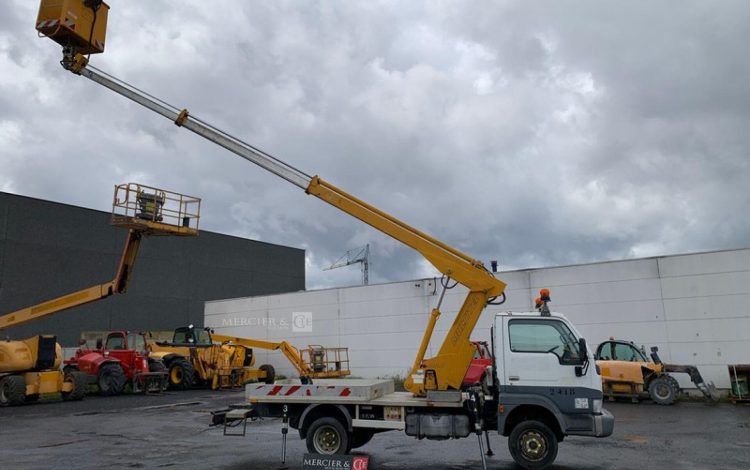 NISSAN NISSAN CABSTAR / MULTITEL 145ALU  2418