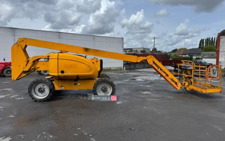 JLG 600AJ  3320