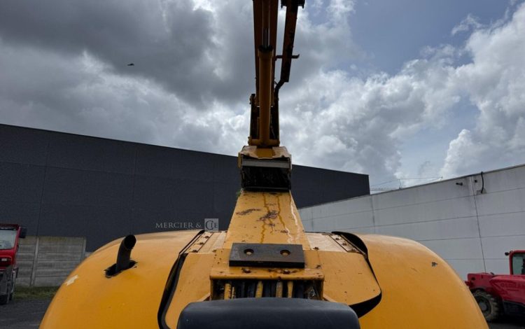 JLG 600AJ  3320