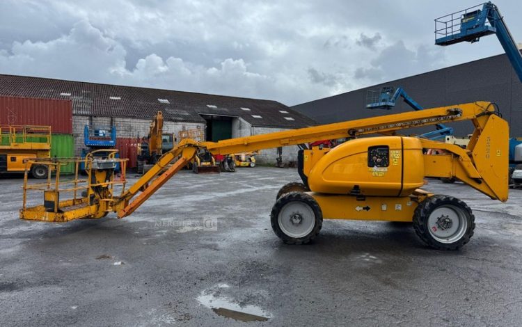 JLG 600AJ  3320