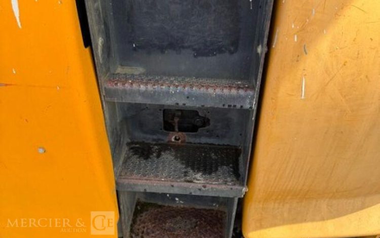 JLG 4394RT  3211