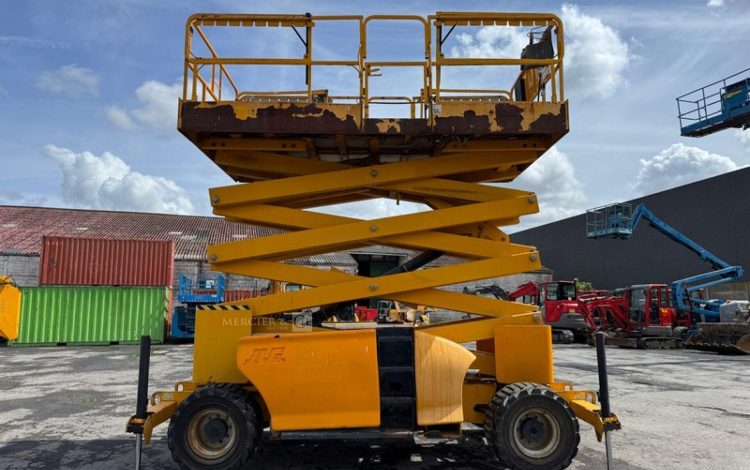 JLG 4394RT  3211