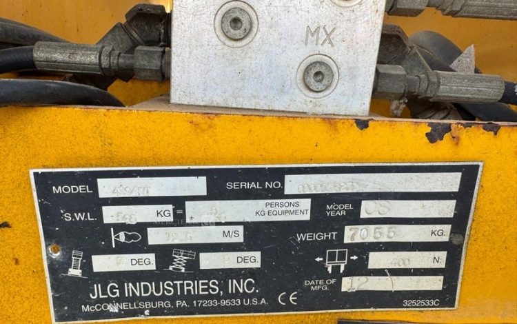 JLG 4394RT  3211