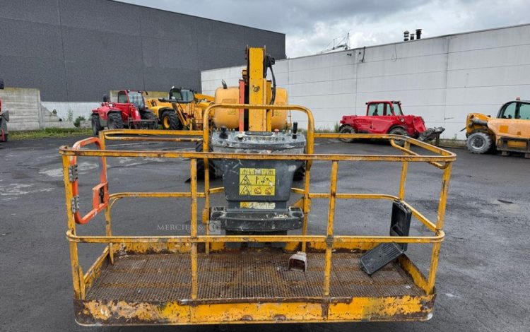 JLG 800AJ  3250