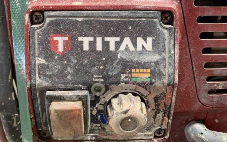 TITAN 1040  AIR010431