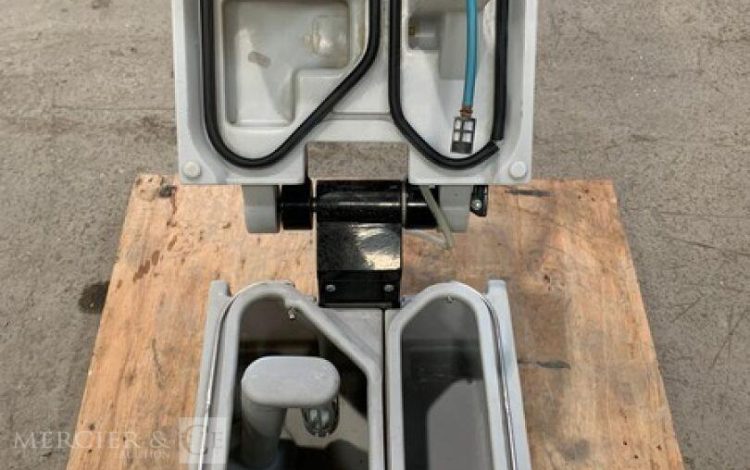 NILFISK CA340  LAV010080