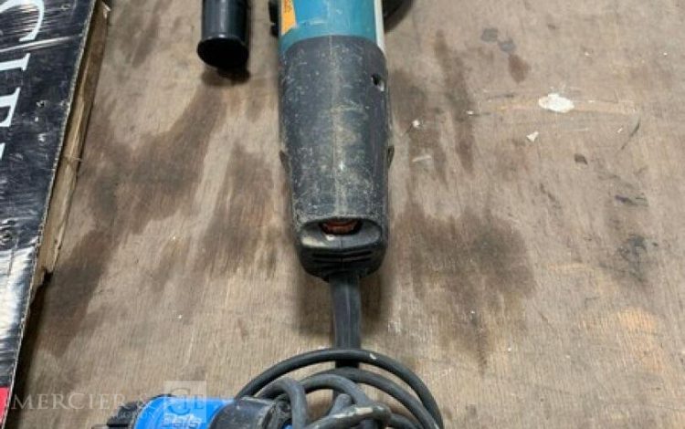 MAKITA   MEU010863