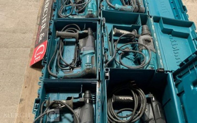 MAKITA   PER010041