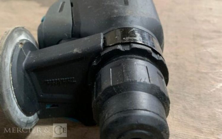MAKITA   PER010041