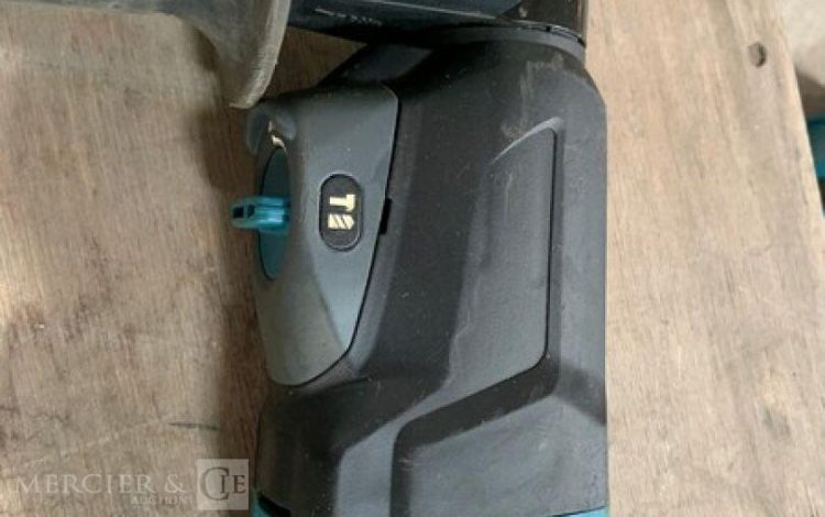 MAKITA   PER010041