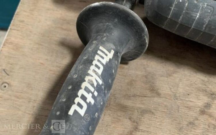 MAKITA   PER010041