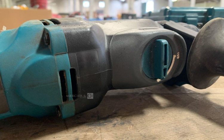 MAKITA   PER010041