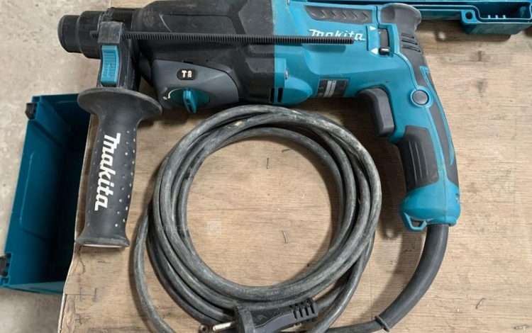 MAKITA   PER010041