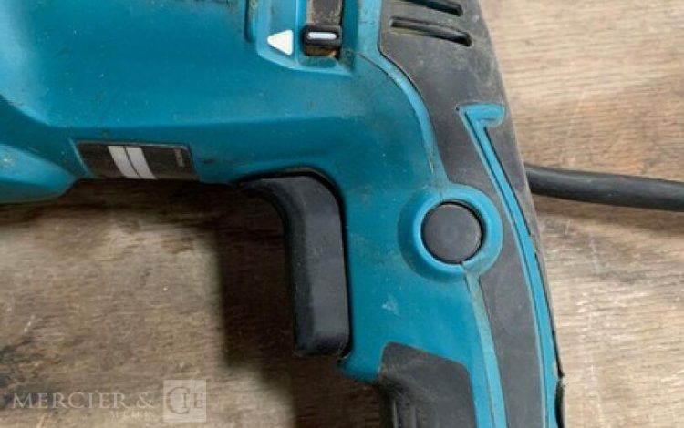 MAKITA   PER010041