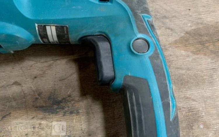 MAKITA   PER010041