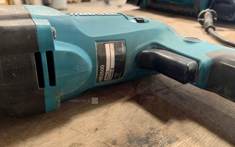 MAKITA   PER010041