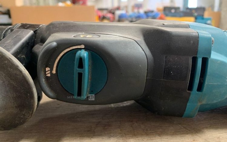 MAKITA   PER010041