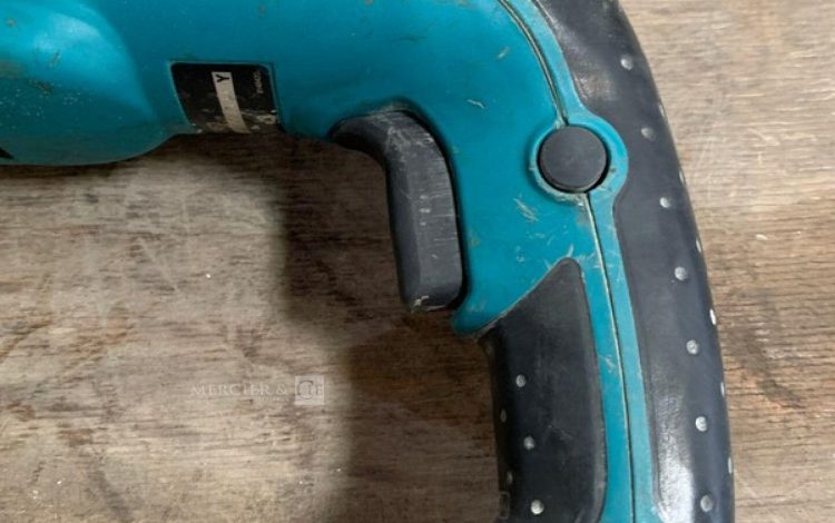 MAKITA   PER010041